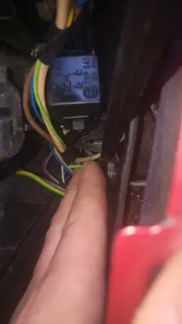 Gdzie zlokalizować czujnik wentylatora chłodnicy? Uniknij kosztownej naprawy