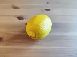 Jak dobrze kontrolować kalorie: ile kalorii ma cytryna i jej wartości odżywcze