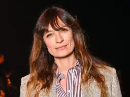 Najlepsze kremy BB dla cery dojrzałej – nawilżenie i anti-aging