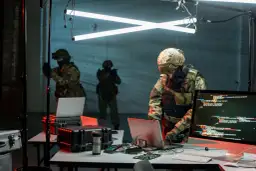 Wojna hybrydowa: Co to jest i jakie ma skutki dla bezpieczeństwa?