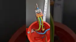 Jak podłączyć oświetlenie z gniazdka bezpiecznie i bez błędów