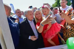 Czy Jarosław Kaczyński ma żonę i dzieci? Prawda o jego życiu osobistym