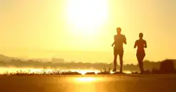 Czy biegać w upale? Kluczowe wskazówki dla bezpiecznego treningu