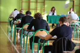 Co jeśli nie zdam egzaminu zawodowego w zawodówce? Oto, co robić dalej