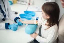 Jakie badania krwi zrobić dziecku, aby uniknąć problemów zdrowotnych?