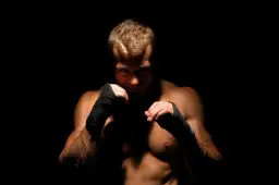 Najlepszy styl walki na ulicy: skuteczne techniki samoobrony