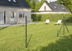 Rozstaw słupków ogrodzenia panelowego: Mierz jak PRO, unikaj błędów