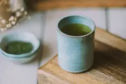 Jaka herbata nie zostawia osadu? Poznaj najlepsze opcje bez resztek