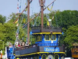 Ile kosztuje rejs statkiem w Dziwnowie? Cennik i praktyczne informacje