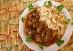 Jak zrobić sos z żołądków drobiowych: prosty przepis krok po kroku