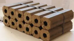 Ile brykietu na zimę? Oblicz, aby uniknąć zimowego chłodu