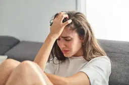 Co robi człowiek w depresji? Zrozumienie objawów i wsparcia