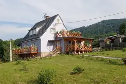 Gdzie nocleg w Górach Sowich? Najlepsze opcje dla każdego budżetu