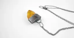 Jak bezpiecznie czyścić srebro z bursztynem - skuteczne metody