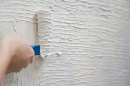 Jaki tynk na komin? Wybierz trwałe i bezpieczne rozwiązanie!