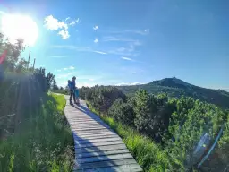 Którym szlakiem zejść ze szrenicy? Sprawdź najpiękniejsze trasy!