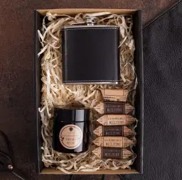 Co można kupić wychowawcy na Dzień Chłopaka, aby go zaskoczyć?