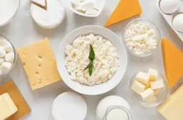 Czy nabiał tuczy? Prawda o odchudzaniu i mądrych wyborach.