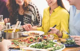 Dlaczego katolicy nie jedzą mięsa w piątek? Odkryj głębokie powody