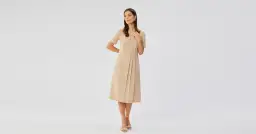 Jak się ubrać na wesele po 50? Stylowe kreacje i porady Aurelii