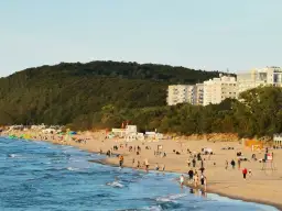 Międzyzdroje: Atrakcje poza plażą! Kompletny przewodnik