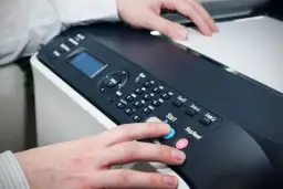 Jak zrobić skan zdjęcia: proste metody na cyfrową kopię zdjęcia