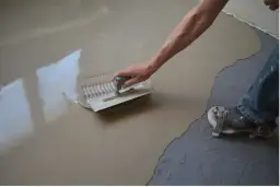 Jak się robi wylewkę samopoziomującą - uniknij najczęstszych błędów