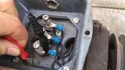 Jak sprawdzić silnik jednofazowy i uniknąć kosztownych napraw