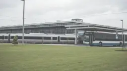 Autobus na lotnisko Balice z Dworca Głównego Wschód: Jak dojechać?