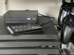 Jaka karta pamięci do PS4? Top 3 modele, które nie zawiodą graczy