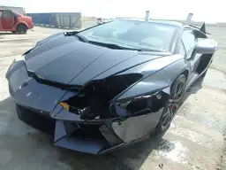 Używane auta z Dubaju: opłacalny import czy kosztowna pułapka?