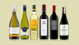Najlepsze półsłodkie wina - ranking TOP 10 modeli w 2023 roku