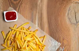 Jak zrobić frytki w garnku, aby były chrupiące i smaczne?