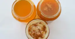 Jak wygląda zepsuty miód? Oto znaki, które powinny cię zaniepokoić