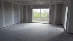 Ile kosztuje wyburzenie ściany działowej? Cennik, gruz i ukryte koszty