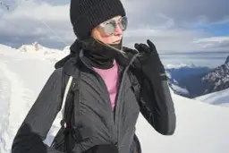 Jak się ubrać w góry zimą? Bezpieczeństwo i komfort na szlaku