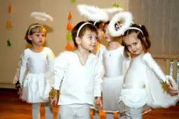 Jak zrobić strój aniołka dla chłopca - proste i efektowne pomysły