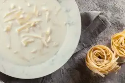 Jak zrobić zupę mleczną - prosty przepis na smak dzieciństwa