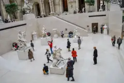 Ile kosztuje bilet do Luwru? Poznaj ceny i zniżki na wstęp