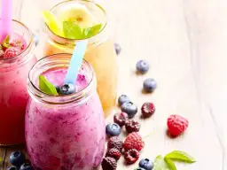 Jak zrobić smoothie owocowe - proste przepisy i zdrowe składniki