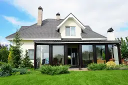 Jak dobrać kolor elewacji do dachu, aby uniknąć nietrafionych wyborów?