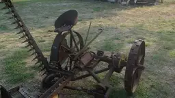 Ile waży kosiarka konna? Zaskakujące różnice między modelami