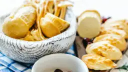 Ile kcal ma oscypek z grilla? Sprawdź, co musisz wiedzieć o kaloriach