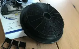 Jak wyczyścić filtr węglowy w okapie: skuteczne metody regeneracji