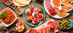 Z czego słynie Hiszpania jedzenie? Odkryj niezwykłe smaki i tradycje