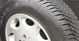 Opony całoroczne czy sezonowe? Sprawdź, co wybrać!