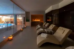 Hotel Nicolaus Bari: Scopri il lusso e i servizi per un soggiorno perfetto.