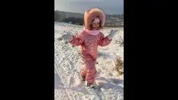 Jak uszyć kombinezon dla dziecka? Kompletny przewodnik DIY!