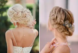 Dwie romantyczne fryzury na wesele: upięcie z warkoczem i lokami ozdobione biżuterią oraz luźny kok z subtelnymi pasemkami.