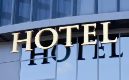 Jak prawidłowo księgować fakturę z Booking i uniknąć błędów w prowizji